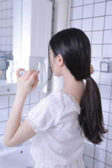 男朋友吃我的奶奶该怎么回应他呢